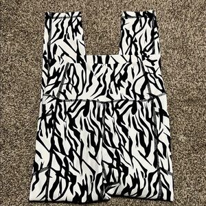 ZYIA Active Safari Pocket Brilliant Hi-Rise Leggings Womens